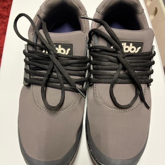 Snibbs Men's Charcoal nonslip kitchen Sneakers - Picture 6 of 10